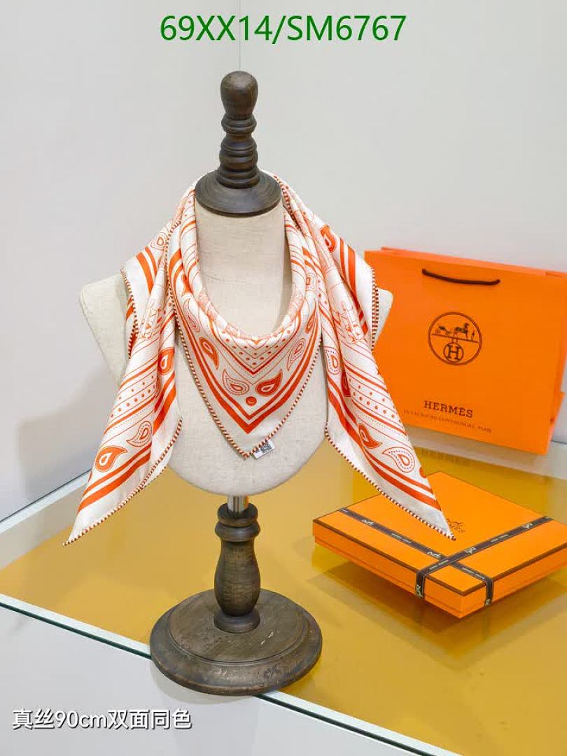 Hermes-Scarf Code: SM6767 $: 69USD