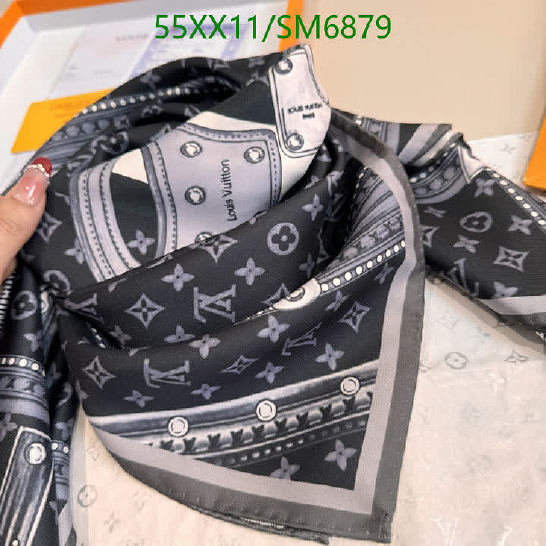 LV-Scarf Code: SM6879 $: 55USD
