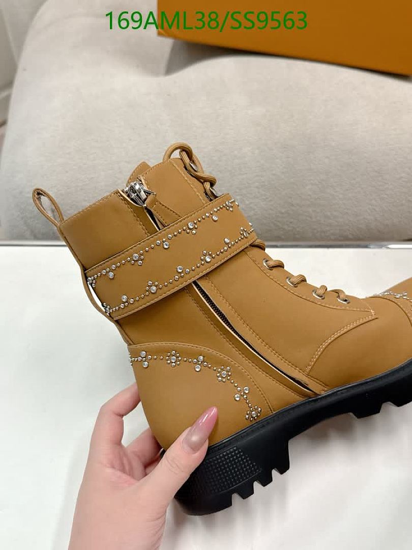 Boots-Women Shoes Code: SS9563 $: 169USD