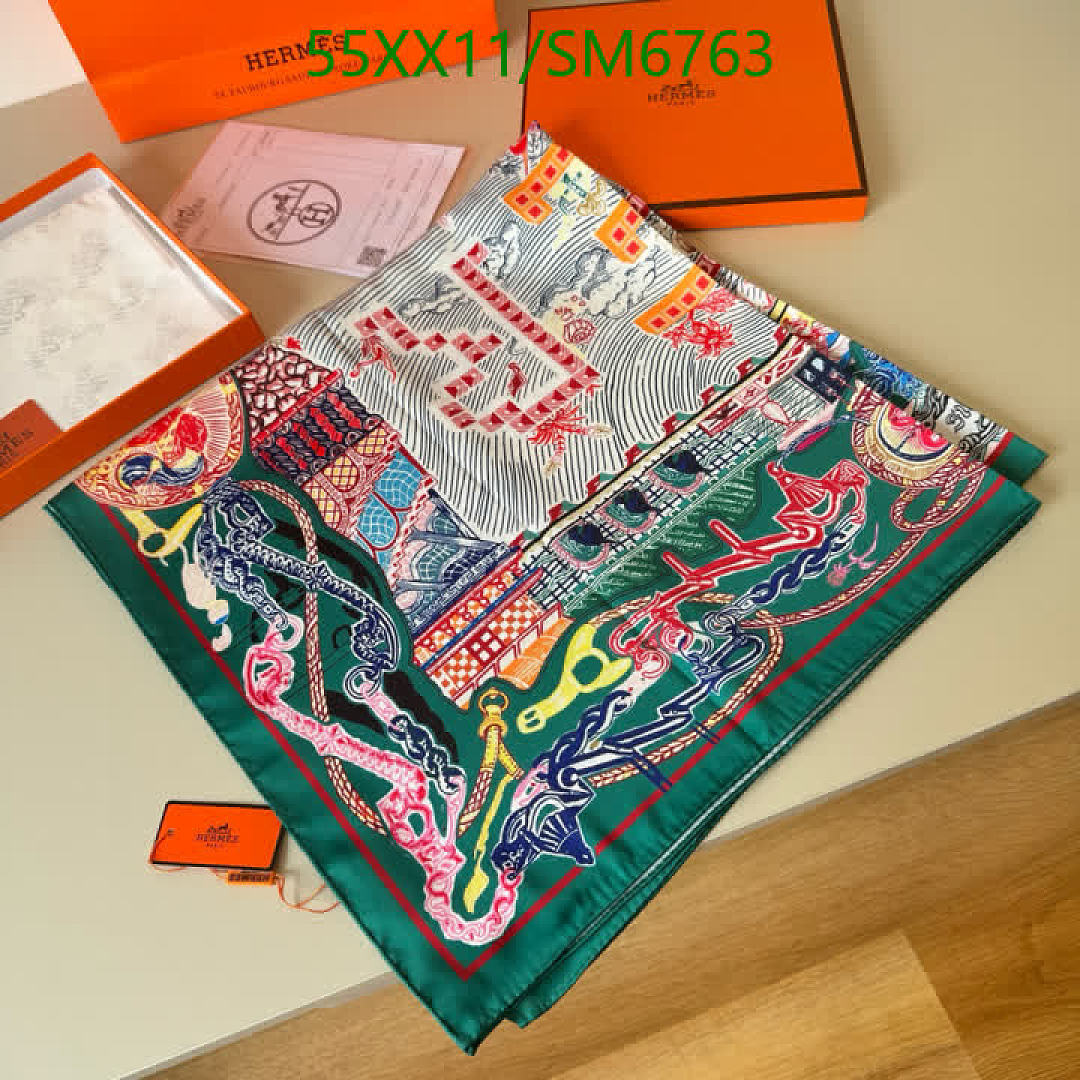 Hermes-Scarf Code: SM6763 $: 55USD