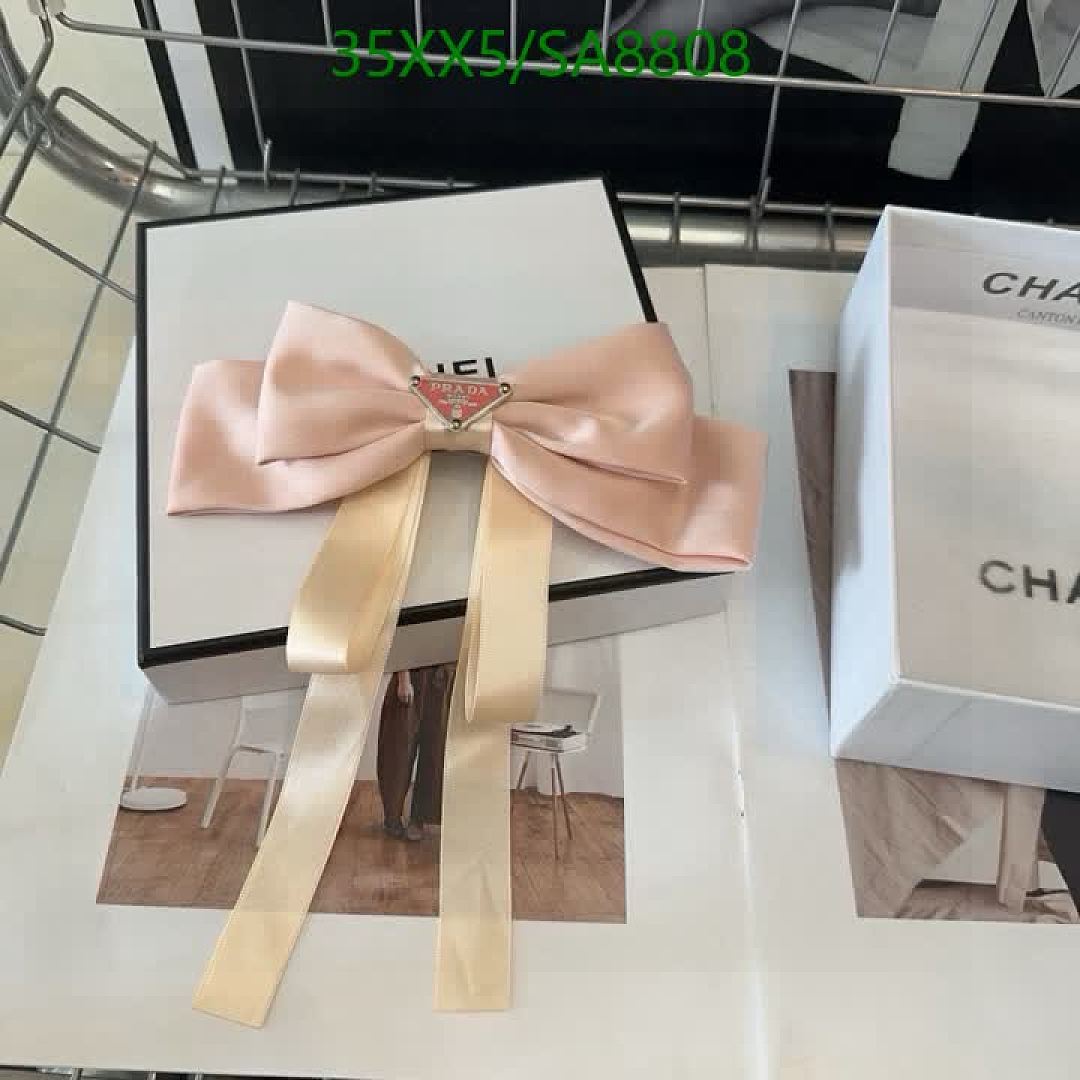 Prada-Headband Code: SA8808 $: 35USD