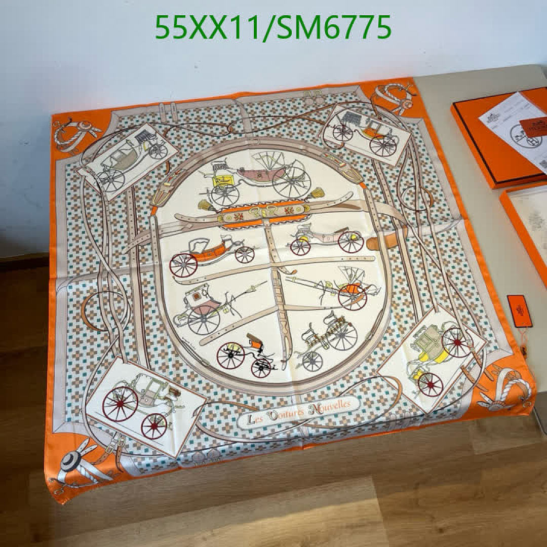 Hermes-Scarf Code: SM6775 $: 55USD