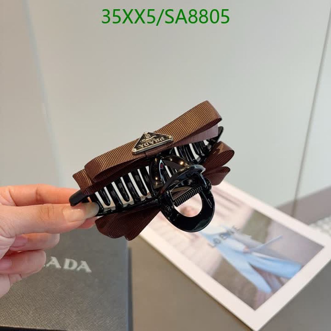 Prada-Headband Code: SA8805 $: 35USD
