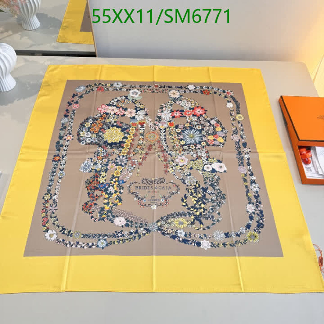 Hermes-Scarf Code: SM6771 $: 55USD