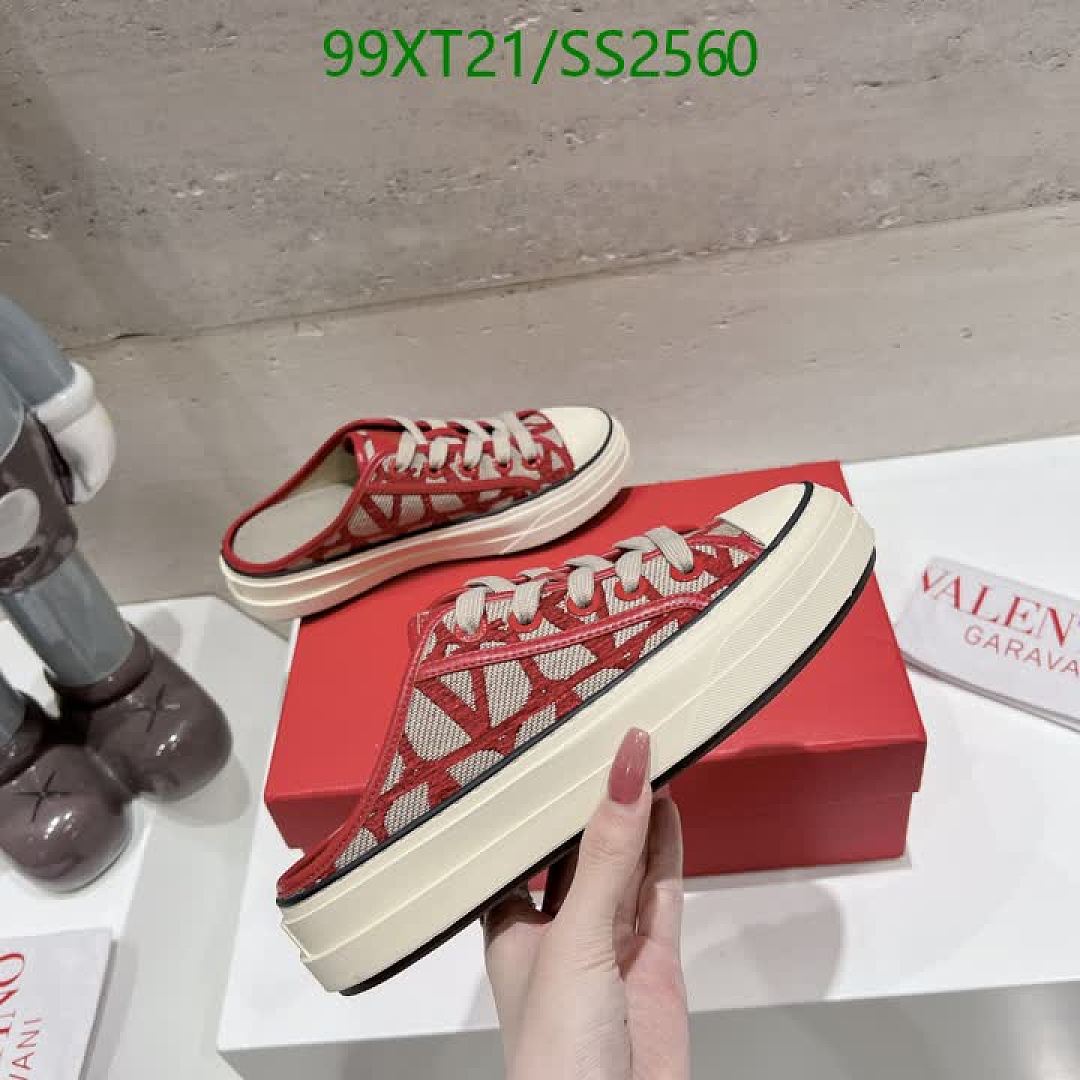 Valentino-Men shoes Code: SS2560 $: 99USD