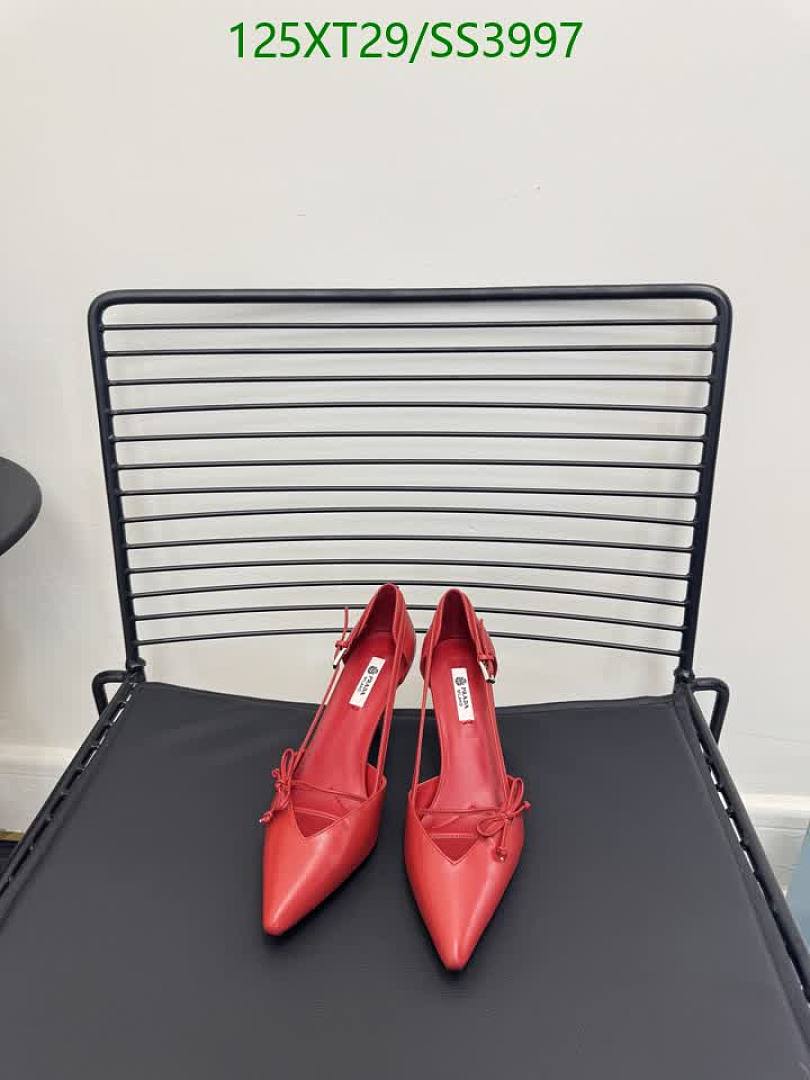 Prada-Women Shoes Code: SS3997 $: 125USD