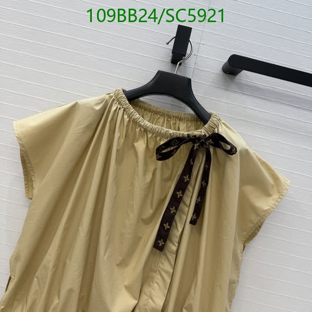 LV-Clothing Code: SC5921 $: 109USD