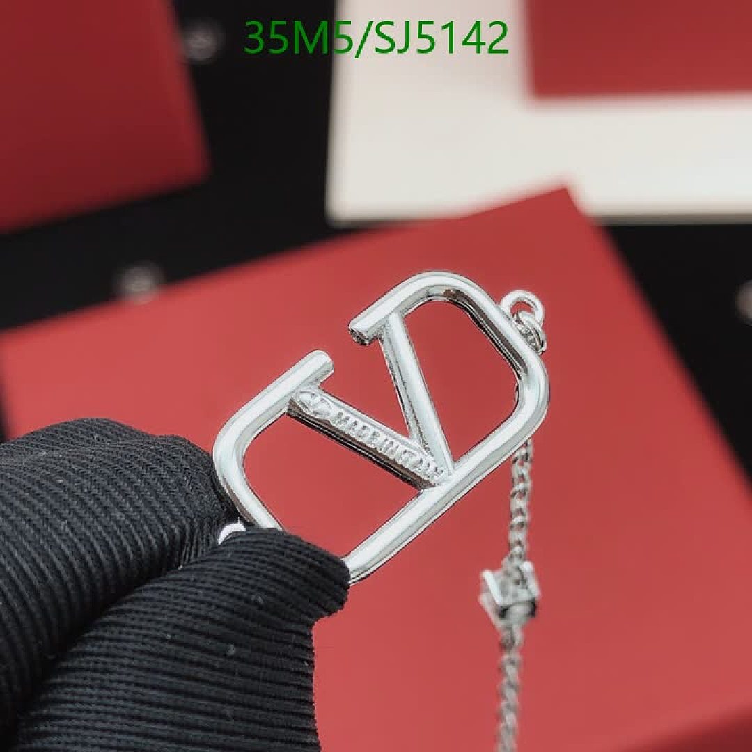 Valentino-Jewelry Code: SJ5142 $: 35USD