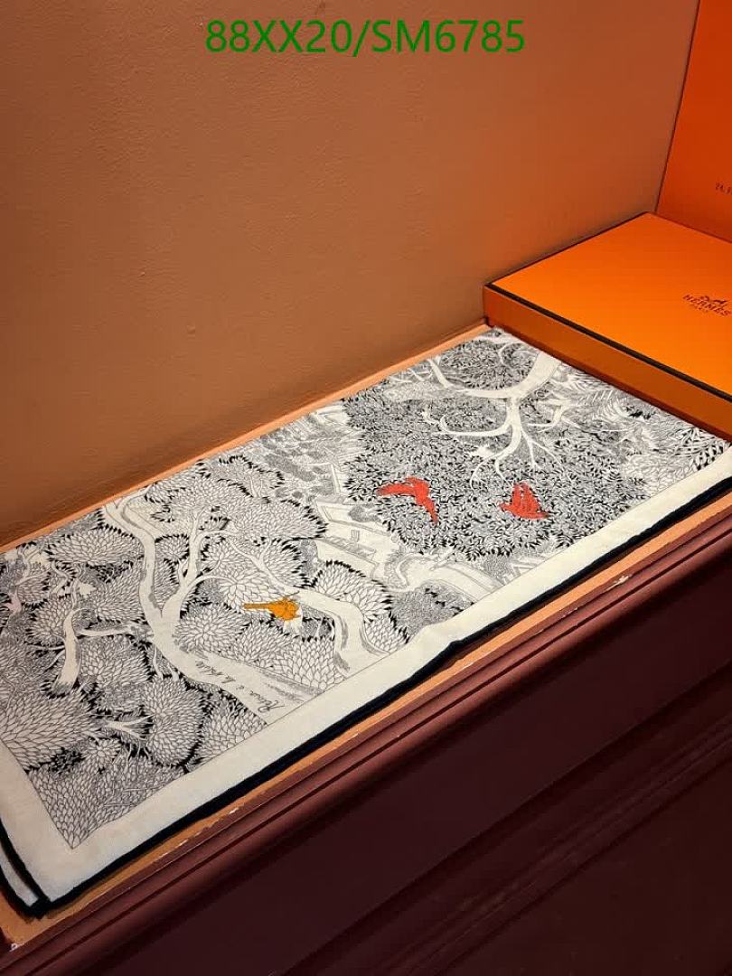 Hermes-Scarf Code: SM6785 $: 88USD