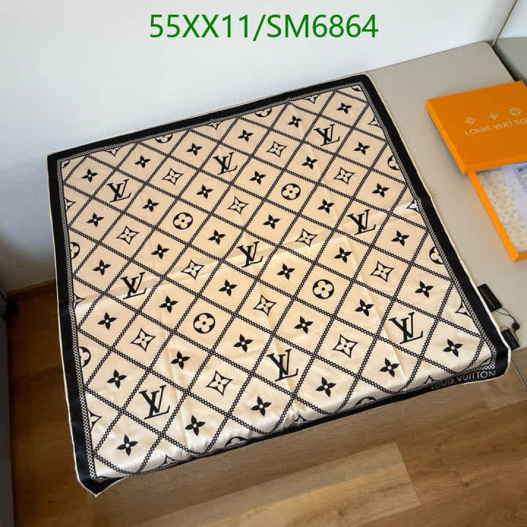 LV-Scarf Code: SM6864 $: 55USD