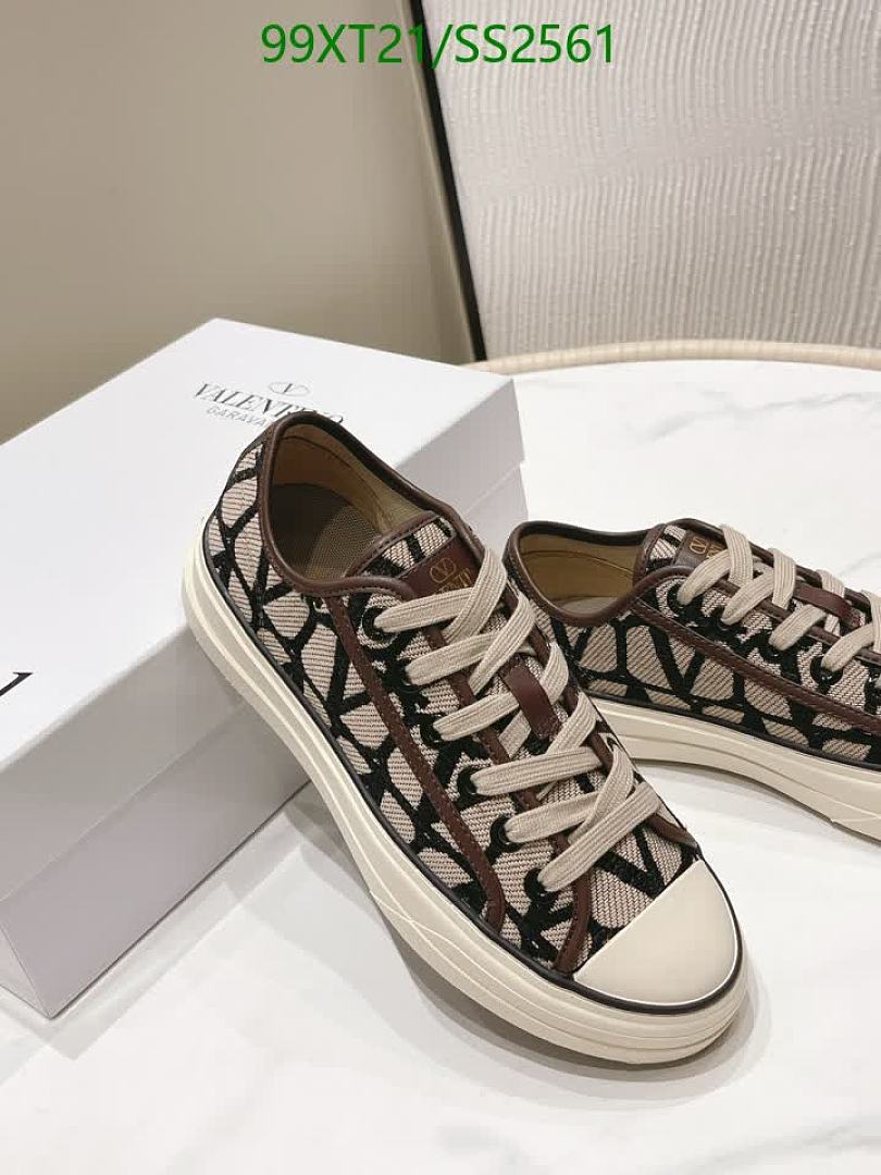 Valentino-Men shoes Code: SS2561 $: 99USD