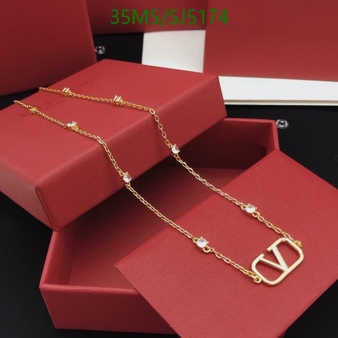 Valentino-Jewelry Code: SJ5174 $: 35USD