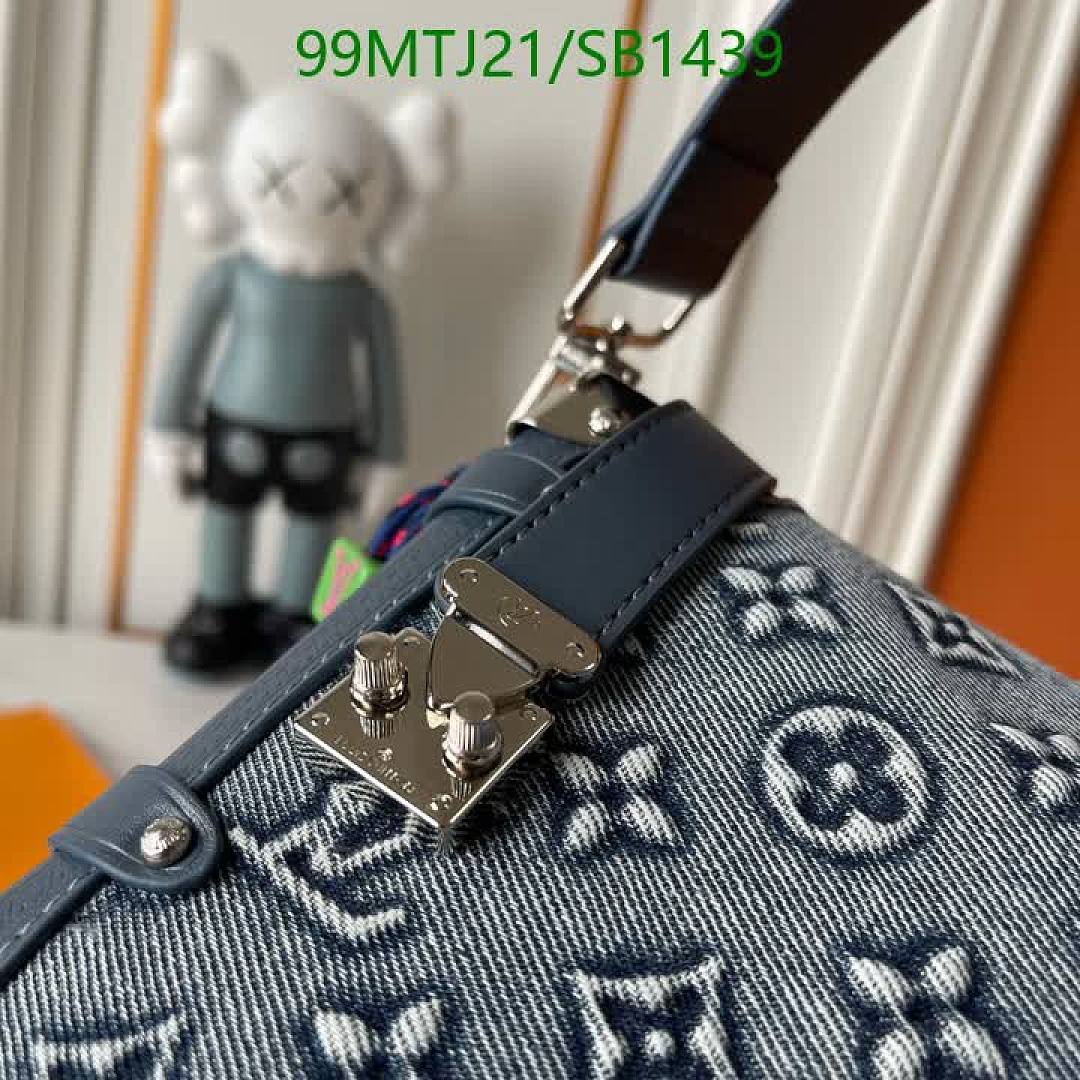 LV-Bag-4A Quality Code: SB1439 $: 99USD