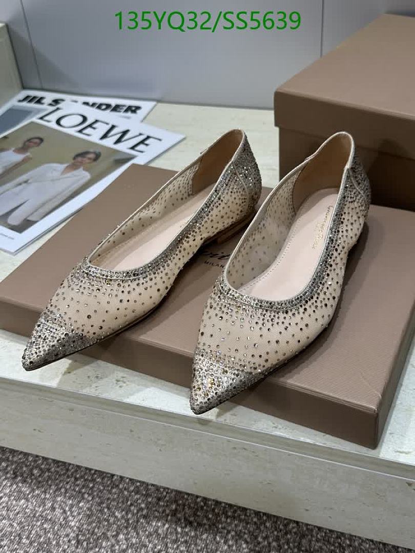 Gianvito Rossi-Women Shoes Code: SS5639 $: 135USD