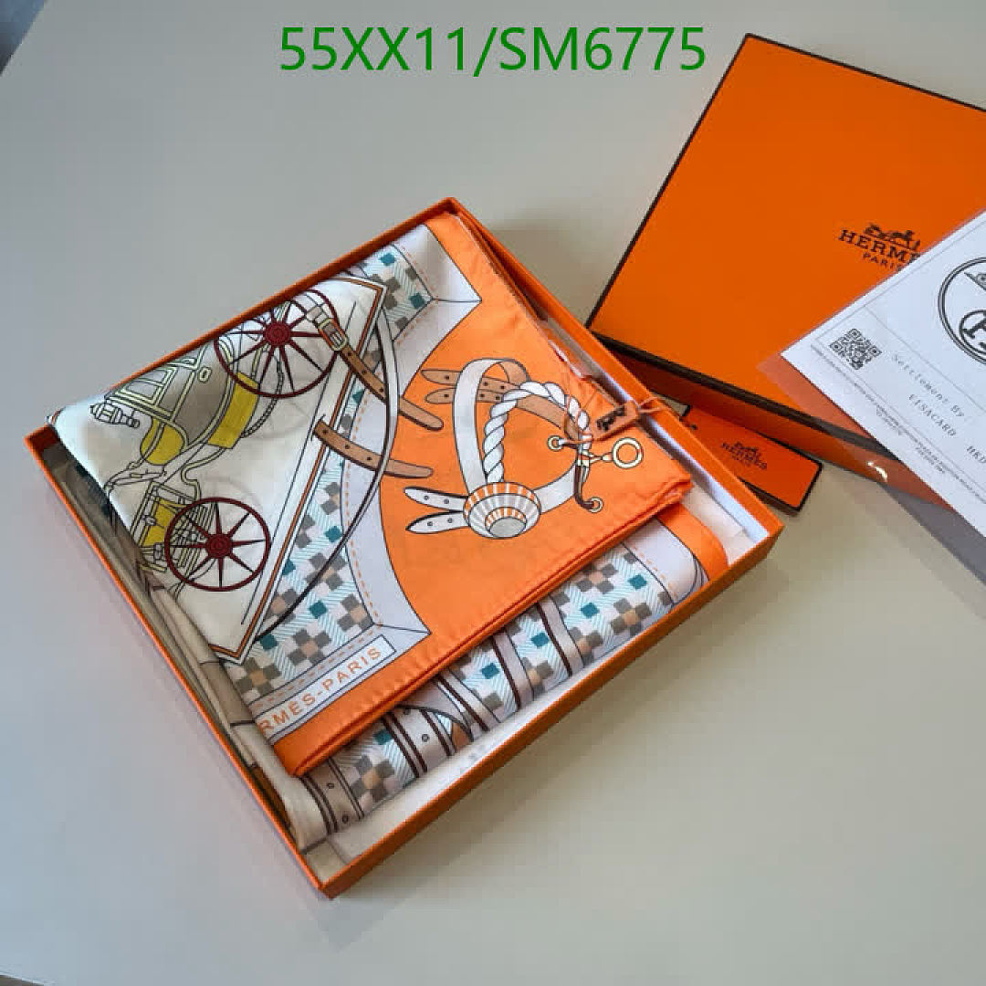 Hermes-Scarf Code: SM6775 $: 55USD