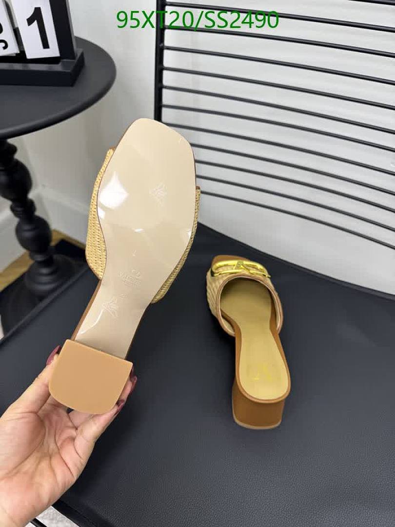 Valentino-Women Shoes Code: SS2490 $: 95USD