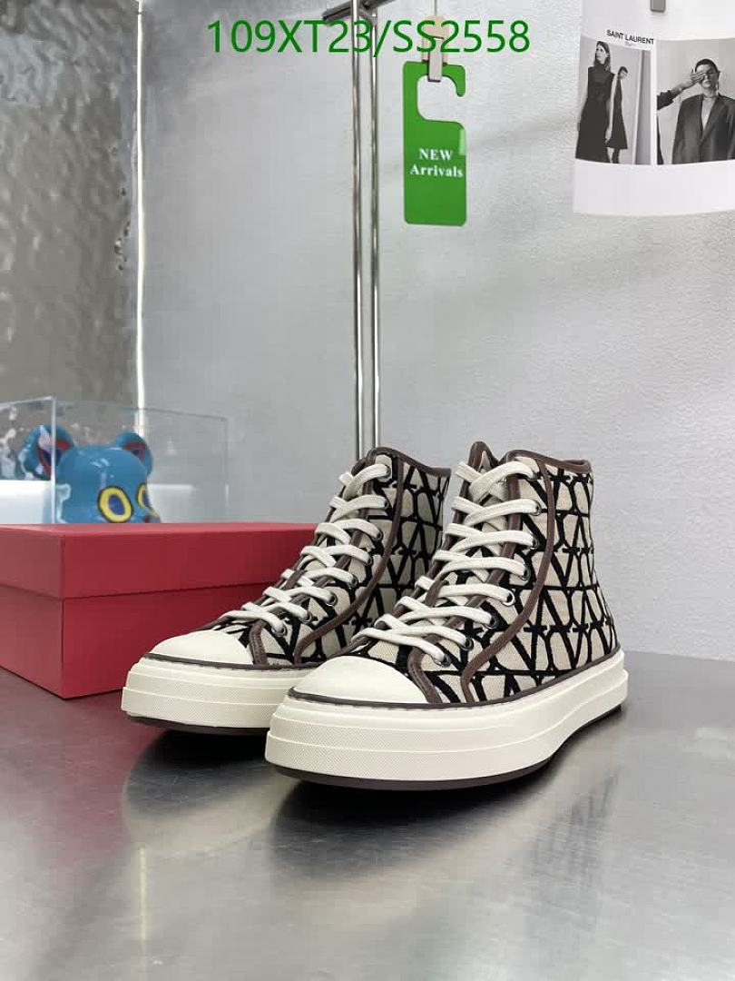 Valentino-Men shoes Code: SS2558 $: 109USD