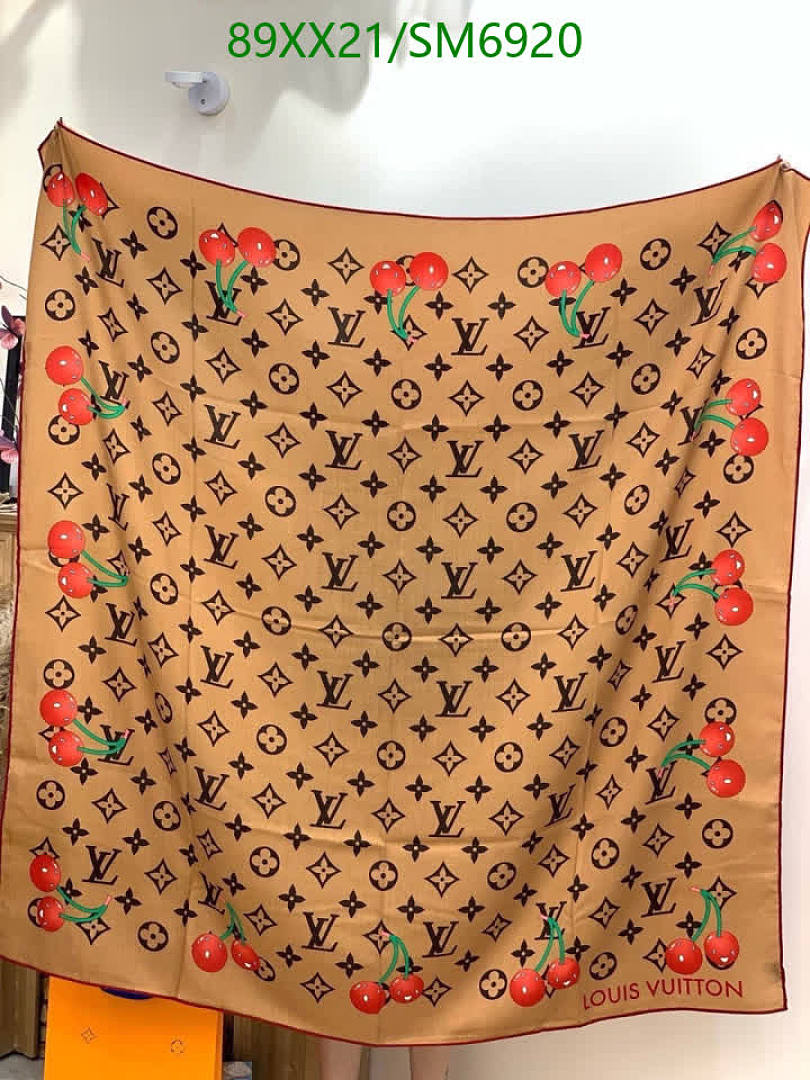 LV-Scarf Code: SM6920 $: 89USD