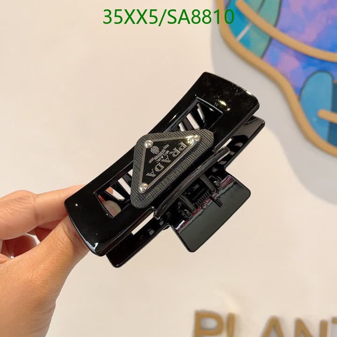 Prada-Headband Code: SA8810 $: 35USD