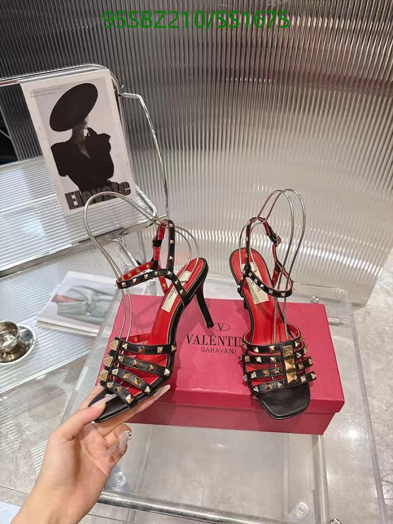 Valentino-Women Shoes Code: SS1675 $: 95USD