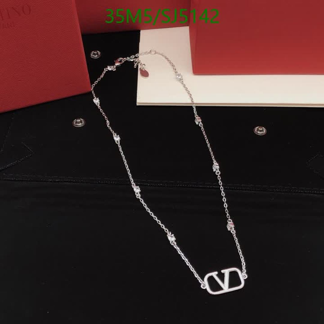 Valentino-Jewelry Code: SJ5142 $: 35USD