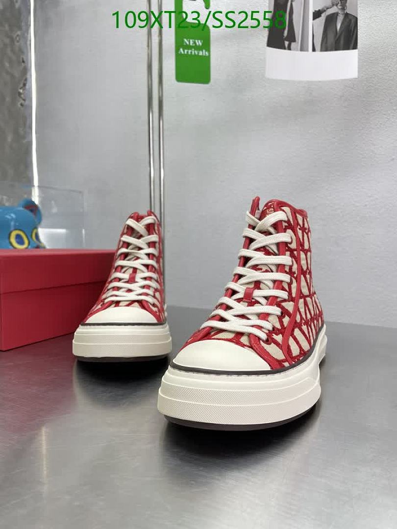 Valentino-Men shoes Code: SS2558 $: 109USD