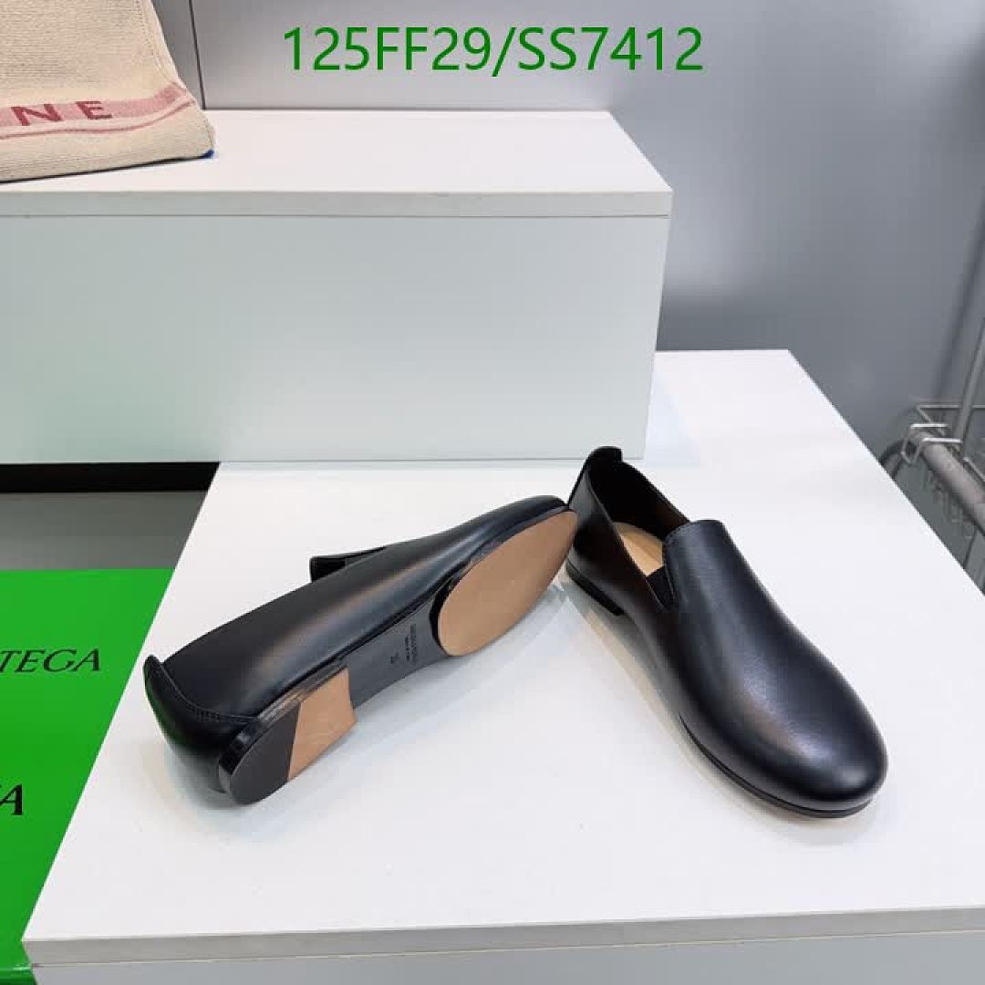 BV-Women Shoes Code: SS7412 $: 125USD
