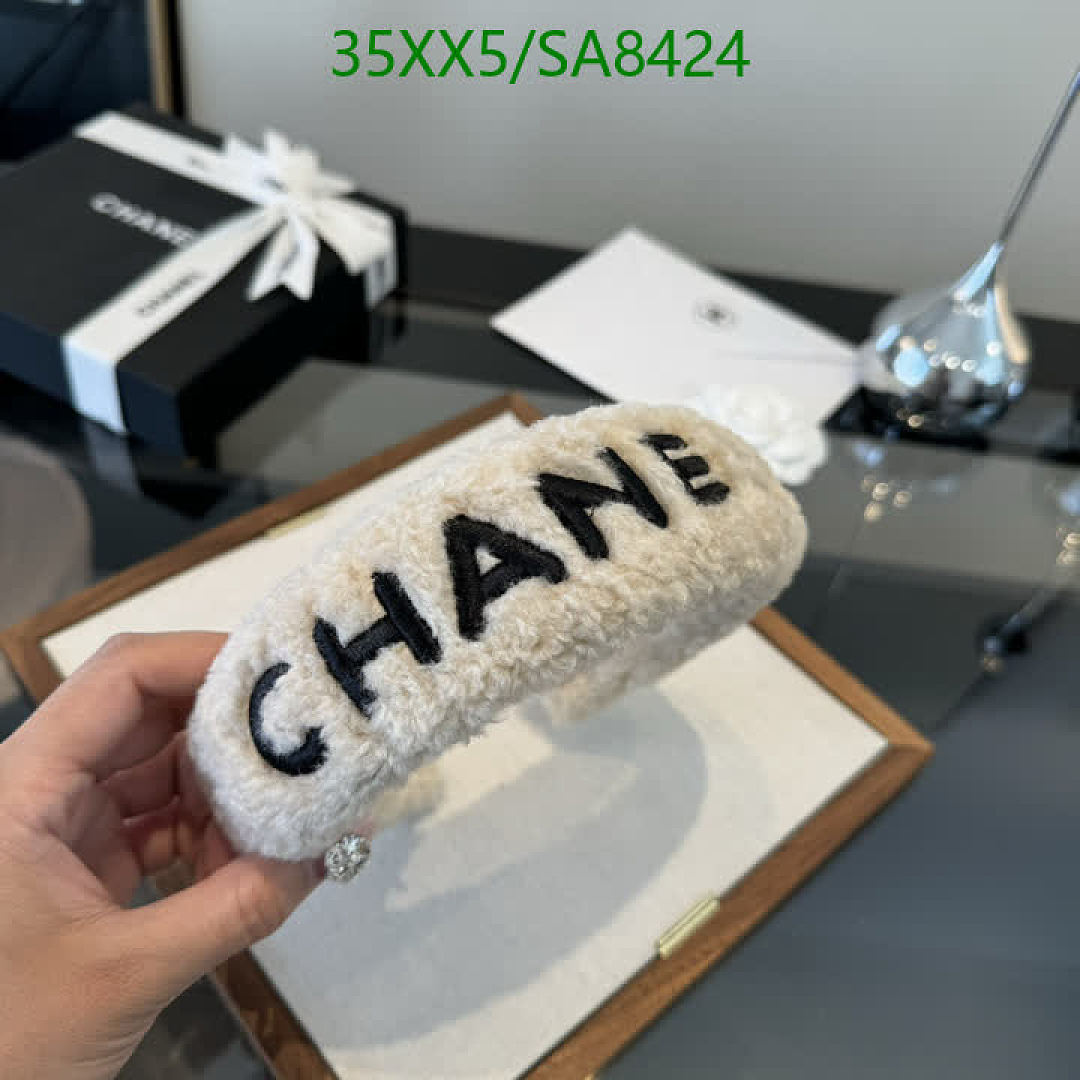 Chanel-Headband Code: SA8424 $: 35USD