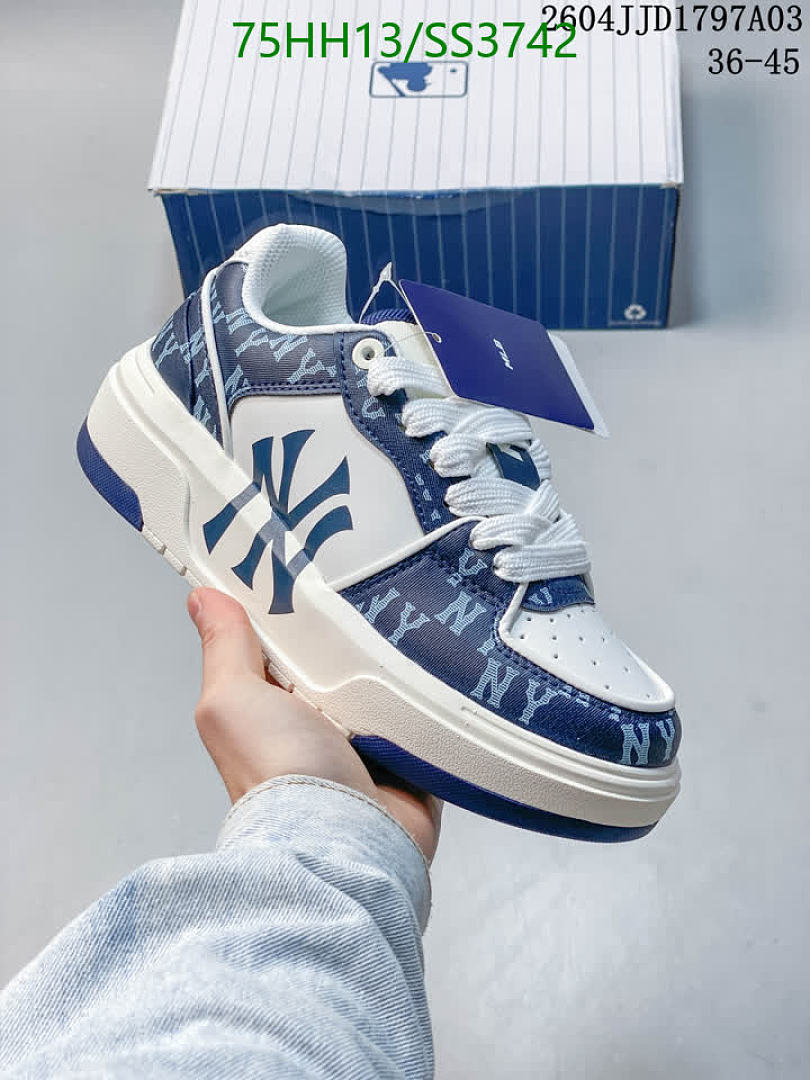 Nike-Men shoes Code: SS3742 $: 75USD