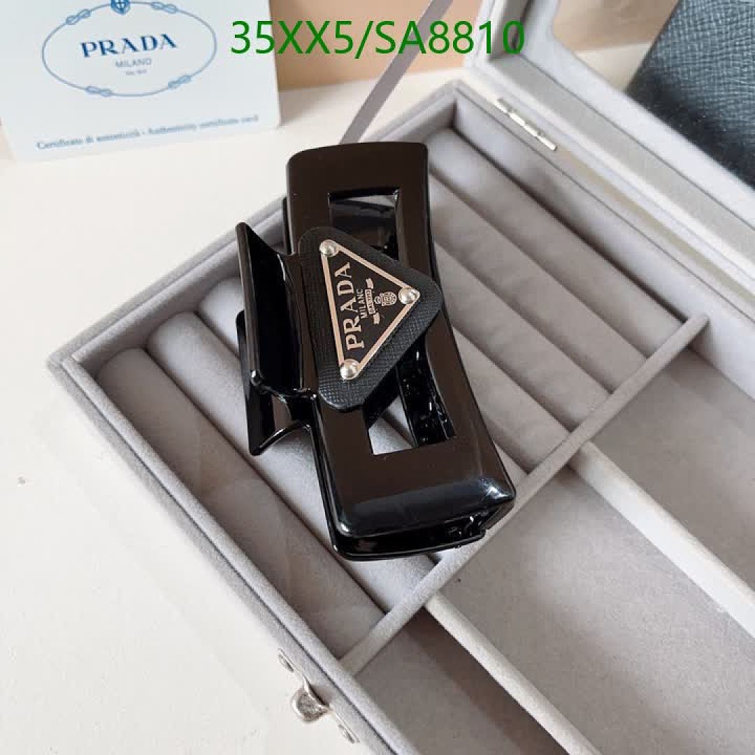 Prada-Headband Code: SA8810 $: 35USD
