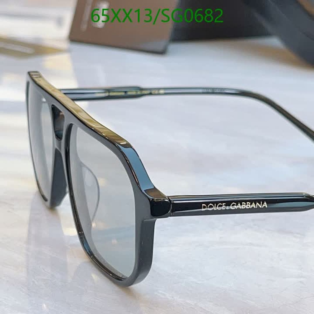 D&G-Glasses Code: SG0682 $: 65USD