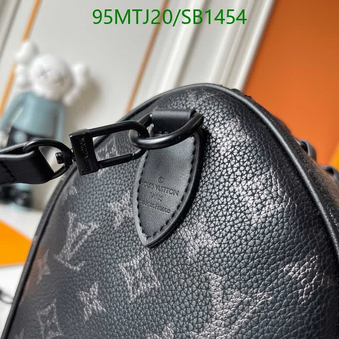 LV-Bag-4A Quality Code: SB1454 $: 95USD