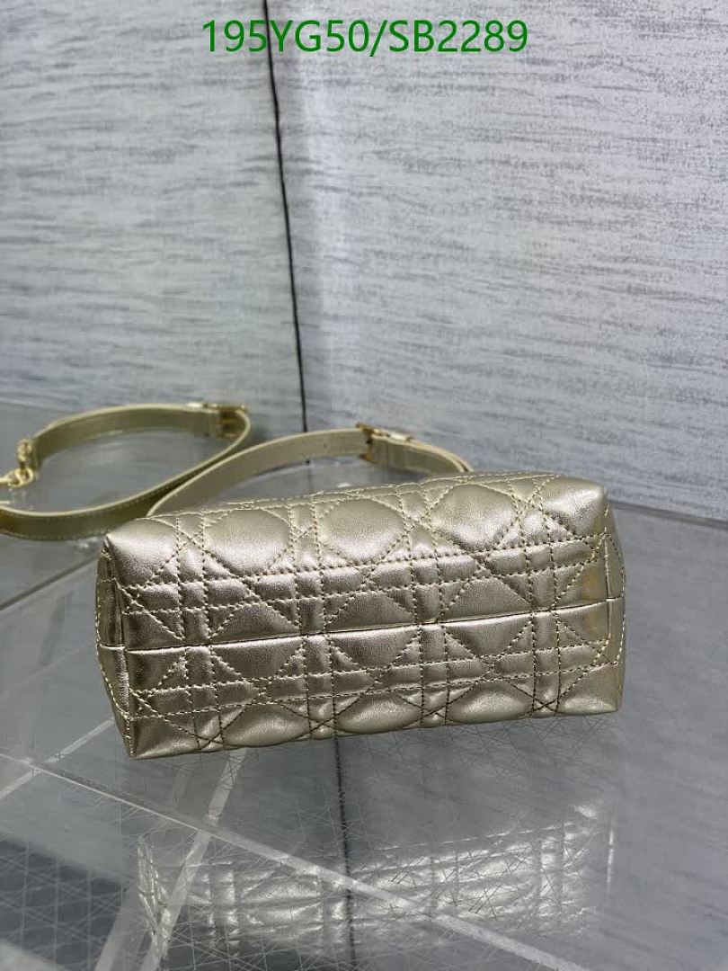 Dior-Bag-Mirror Quality Code: SB2289 $: 195USD