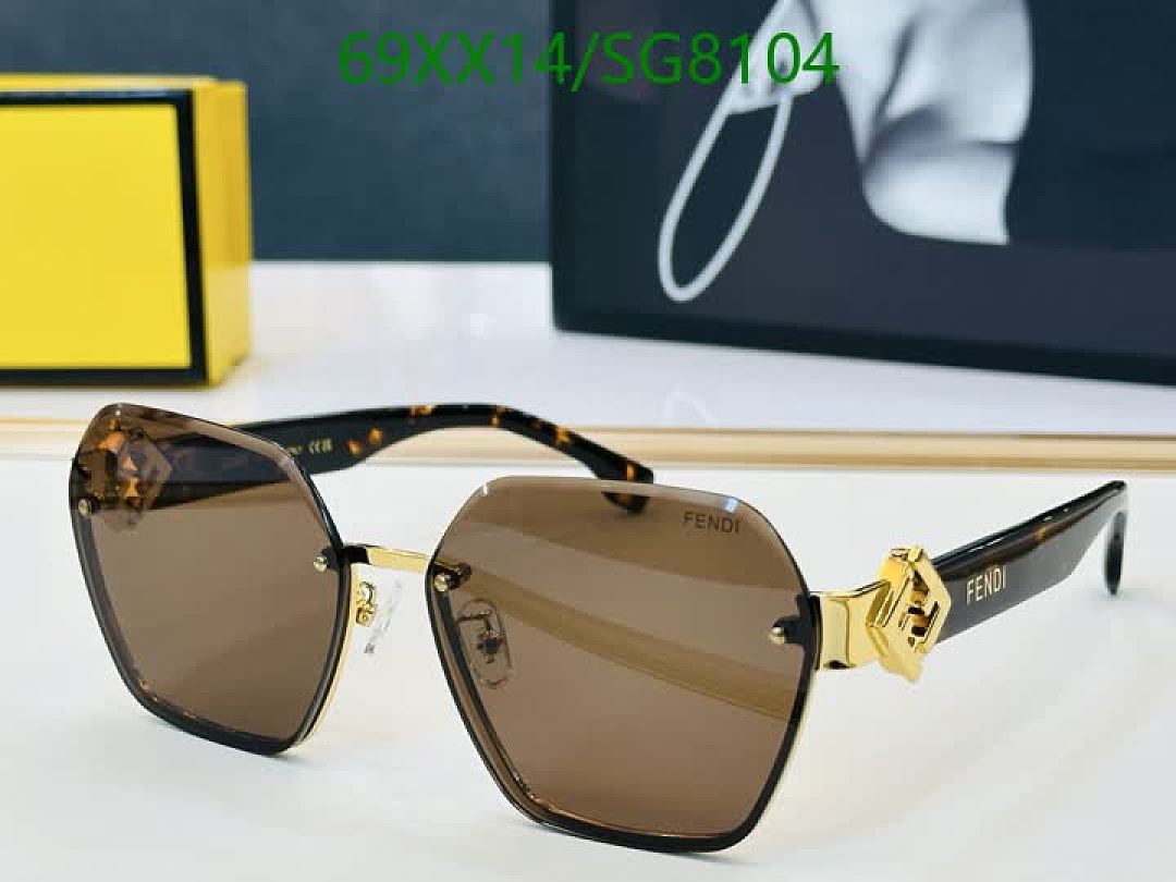 Fendi-Glasses Code: SG8104 $: 69USD