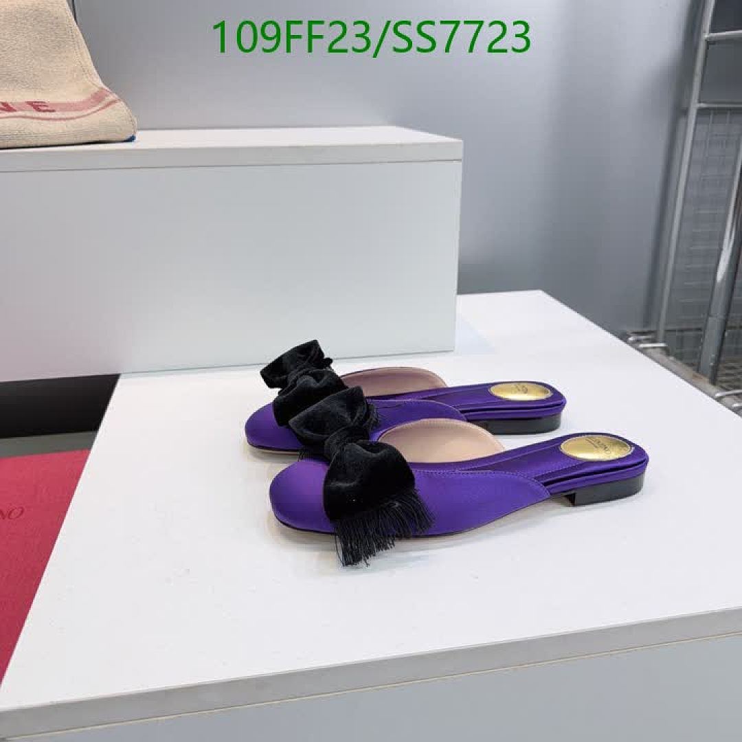 Valentino-Women Shoes Code: SS7723 $: 109USD