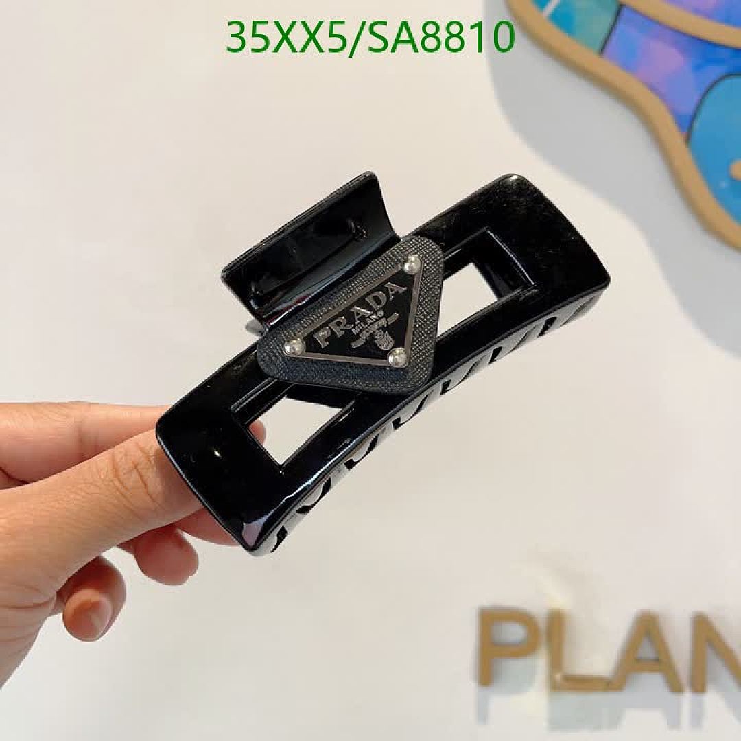 Prada-Headband Code: SA8810 $: 35USD
