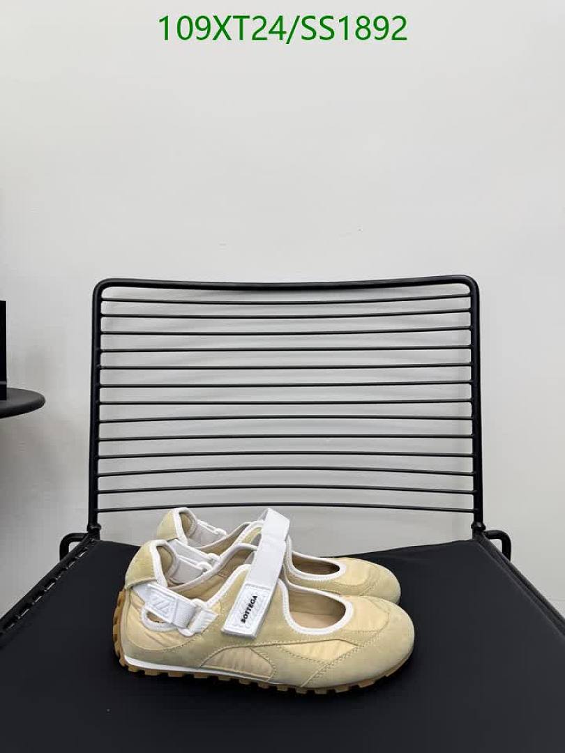 BV-Women Shoes Code: SS1892 $: 109USD