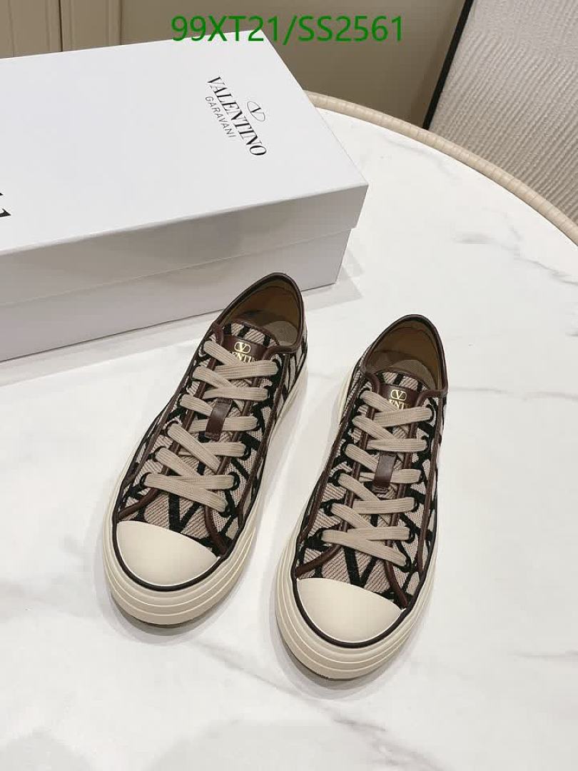 Valentino-Men shoes Code: SS2561 $: 99USD