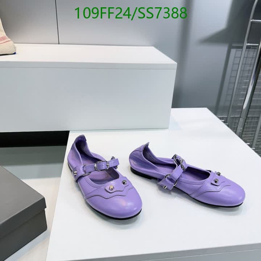 Balenciaga-Women Shoes Code: SS7388 $: 109USD