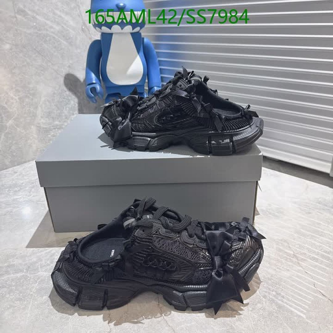 Balenciaga-Women Shoes Code: SS7984 $: 165USD