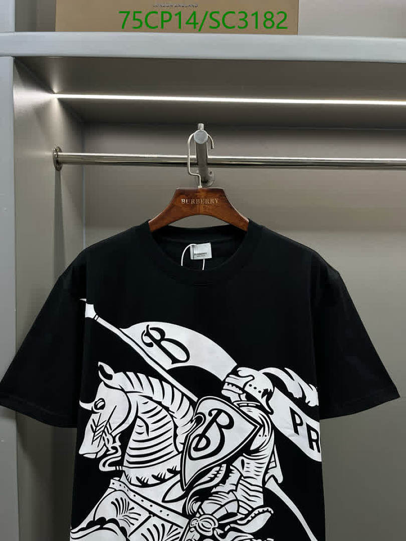 Burberry-Clothing Code: SC3182 $: 75USD