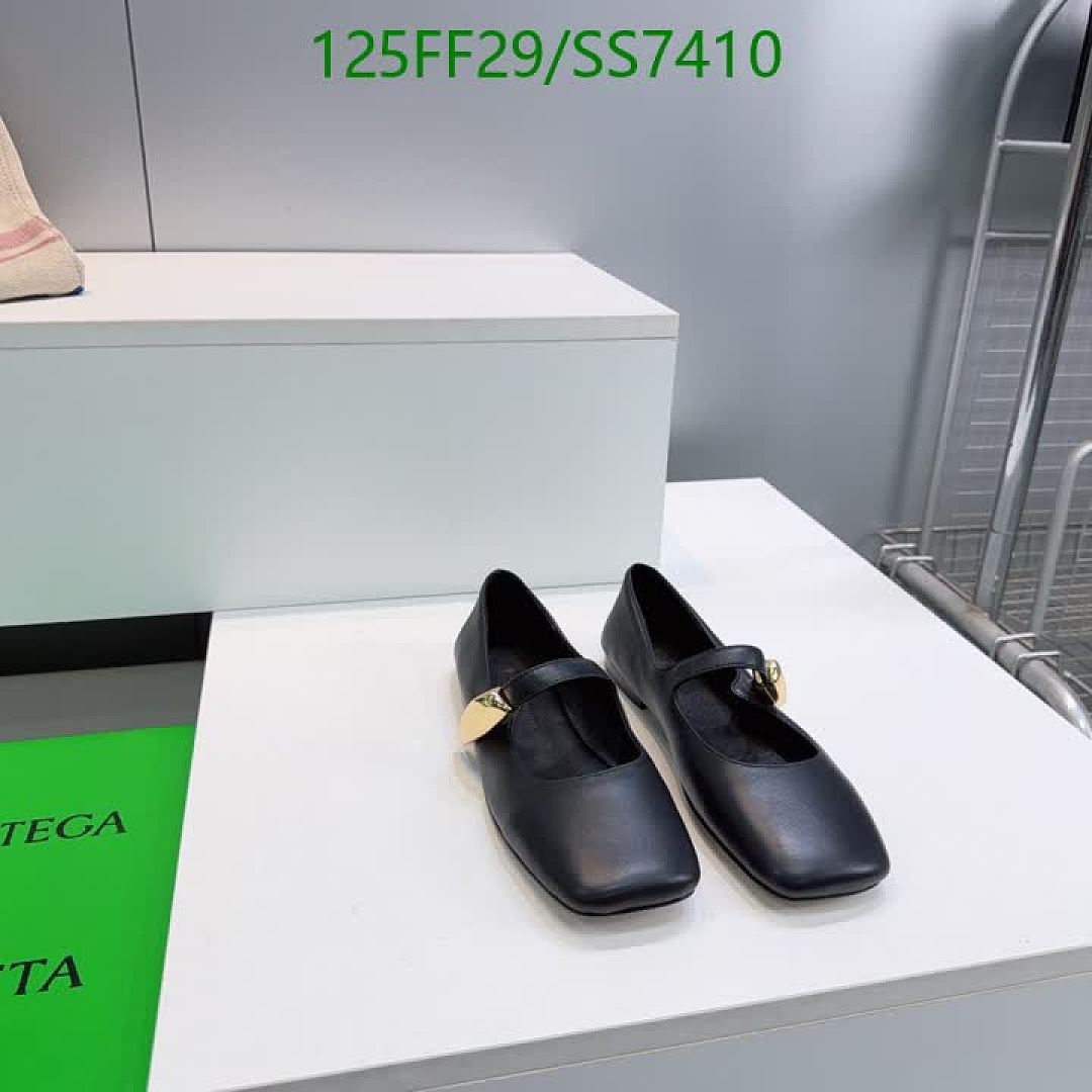BV-Women Shoes Code: SS7410 $: 125USD