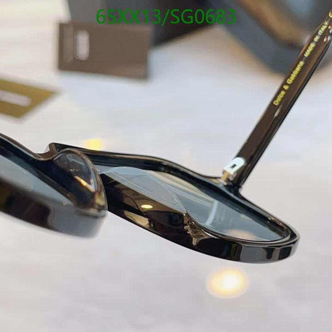D&G-Glasses Code: SG0683 $: 65USD