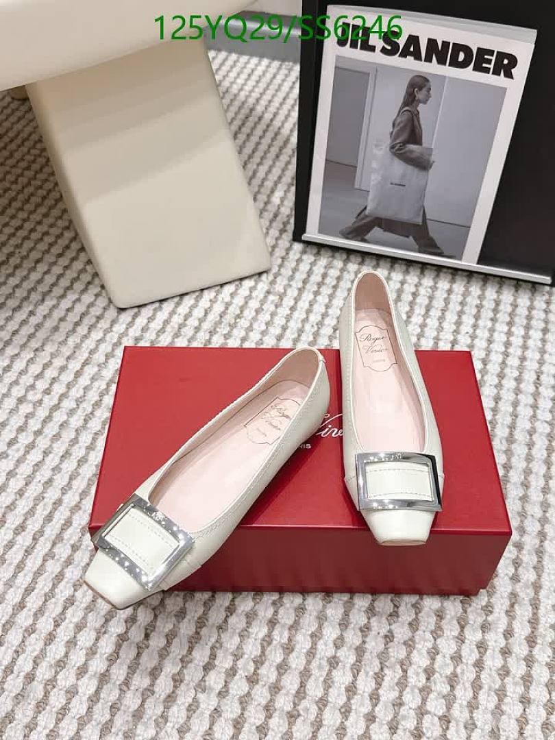 Roger Vivier-Women Shoes Code: SS6246 $: 125USD