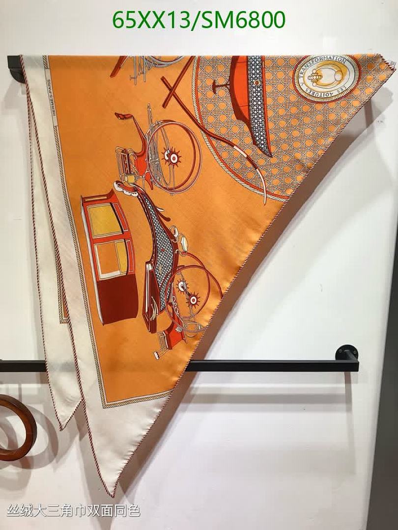 Hermes-Scarf Code: SM6800 $: 65USD