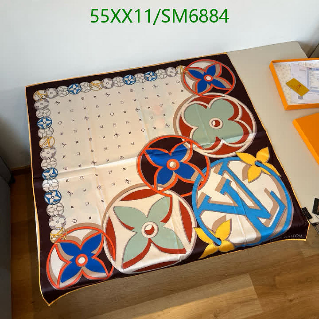 LV-Scarf Code: SM6884 $: 55USD