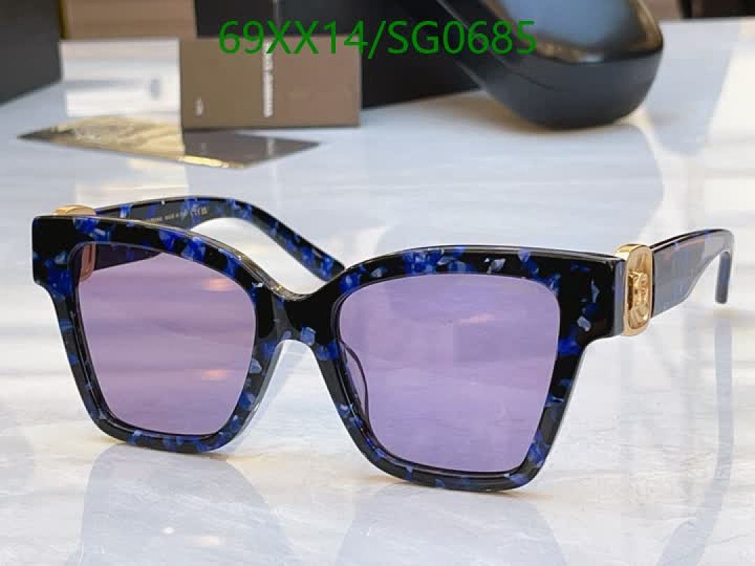 D&G-Glasses Code: SG0685 $: 69USD