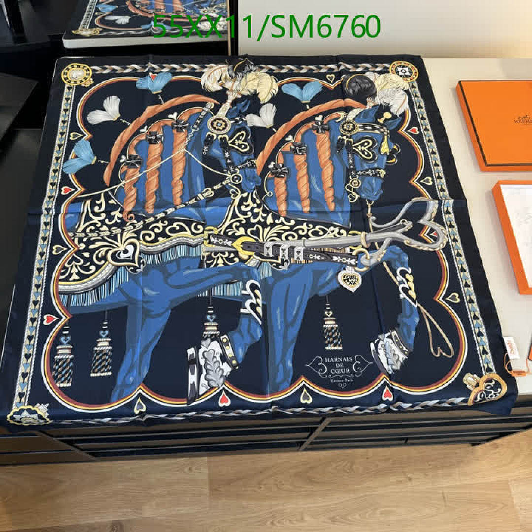 Hermes-Scarf Code: SM6760 $: 55USD