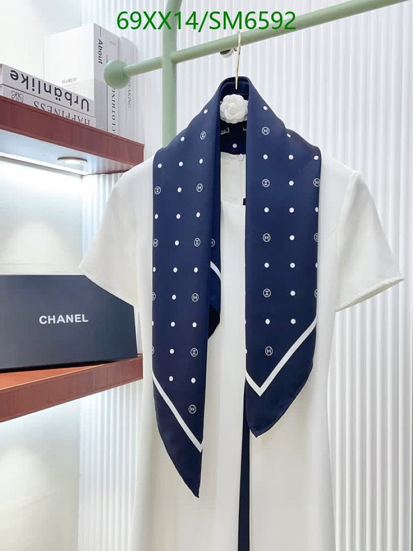 Chanel-Scarf Code: SM6592 $: 69USD