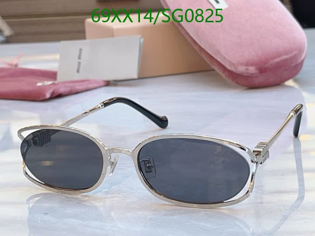 Miu Miu-Glasses Code: SG0825 $: 69USD